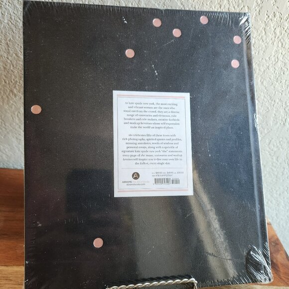 Kate Spade New York - "SHE" coffee table book - NWT - Picture 6 of 11
